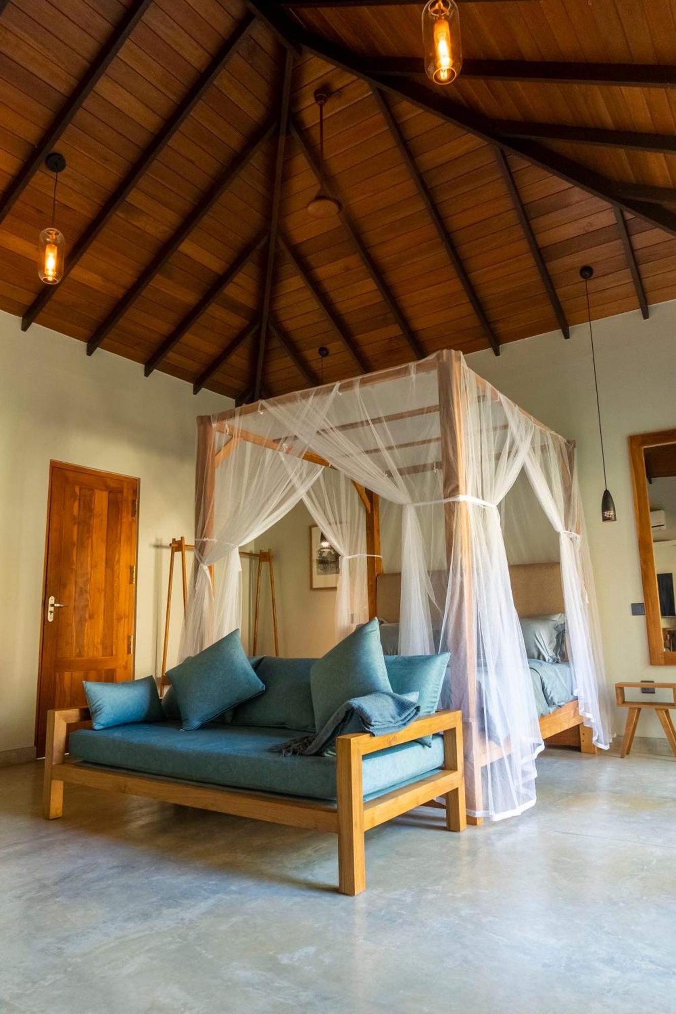 The Spice Trail Hotel Аругам Бей Екстериор снимка